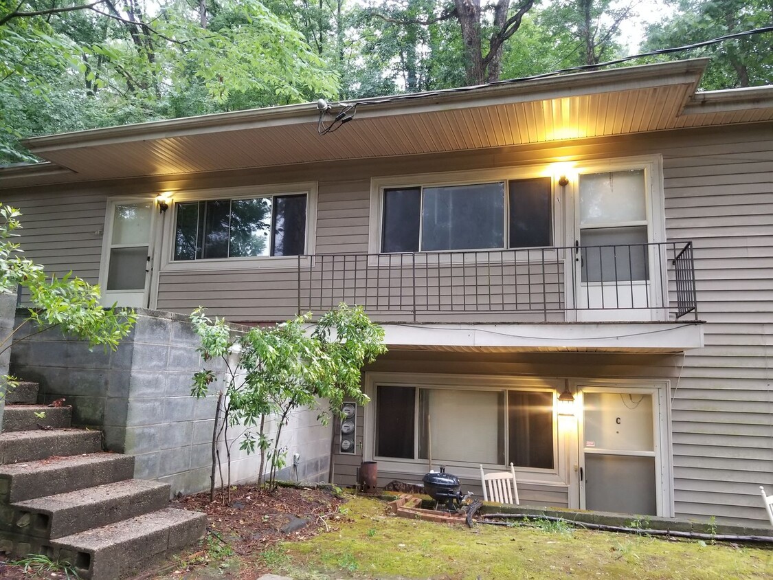 1617 Old Oxford Rd Unit Old Oxford A, Chapel Hill, NC 27514 - Room for ...