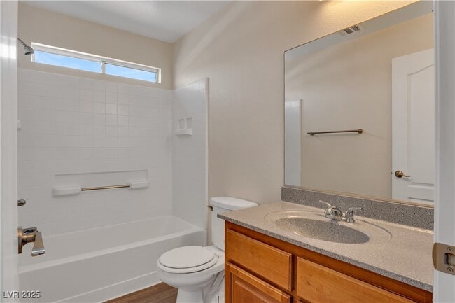 Foto del edificio - 3520 Glorious Iris Pl