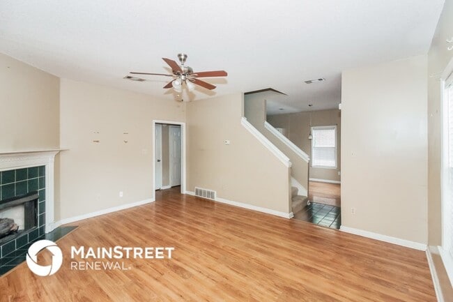 Building Photo - 768 Breeze Way