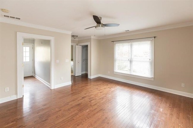 Foto del edificio - 1081 Moreland Ave SE