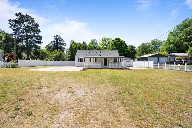 Foto del edificio - 216 Facility Dr