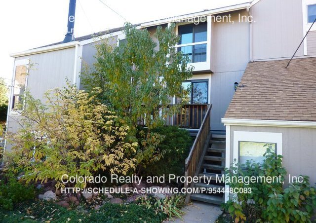 Primary Photo - 3087 Redstone Ln