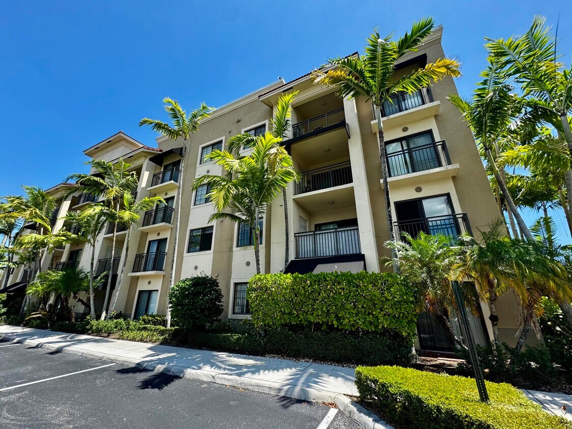Foto principal - 4907 Midtown Ln