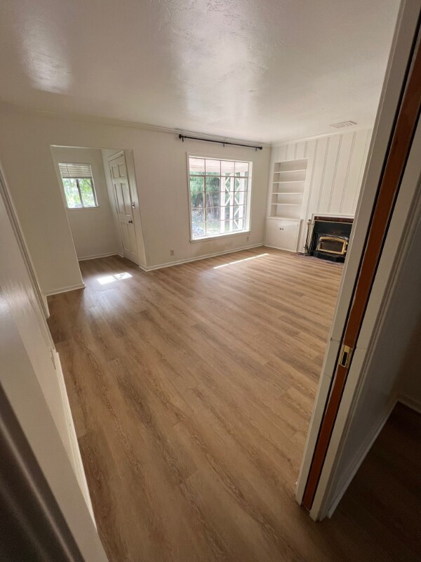 Foto principal - 3600 Airport Rd