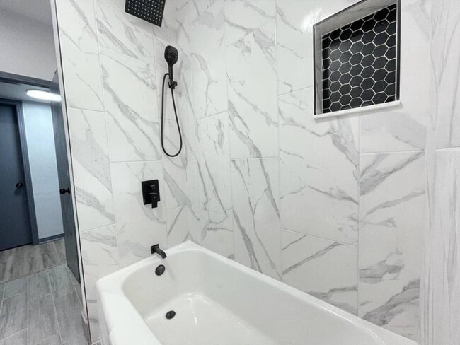 Photo - 1406 Conway Rd House