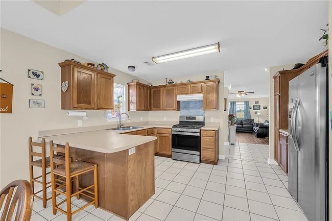 Building Photo - 11058 Rose Ct