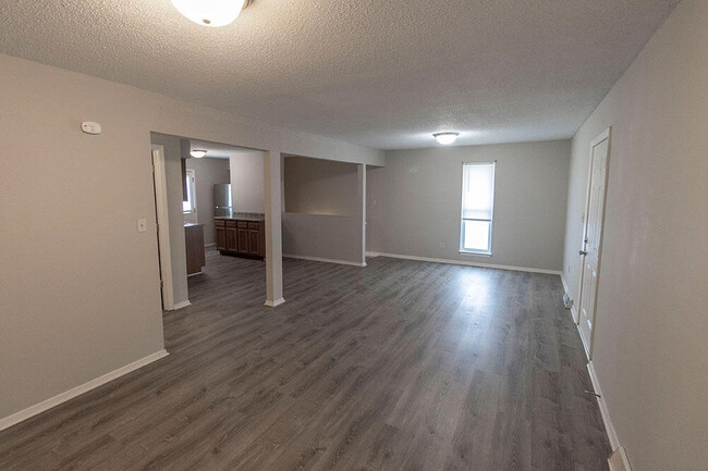 Foto del edificio - 206 Wheaton Ct