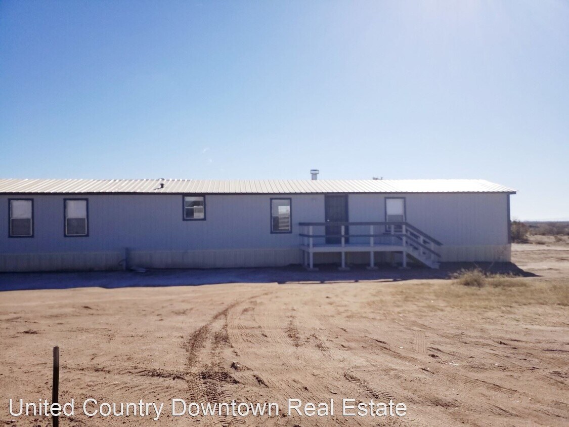 3 br, 2 bath House 4735 Keeler RD House Rental in Deming, NM