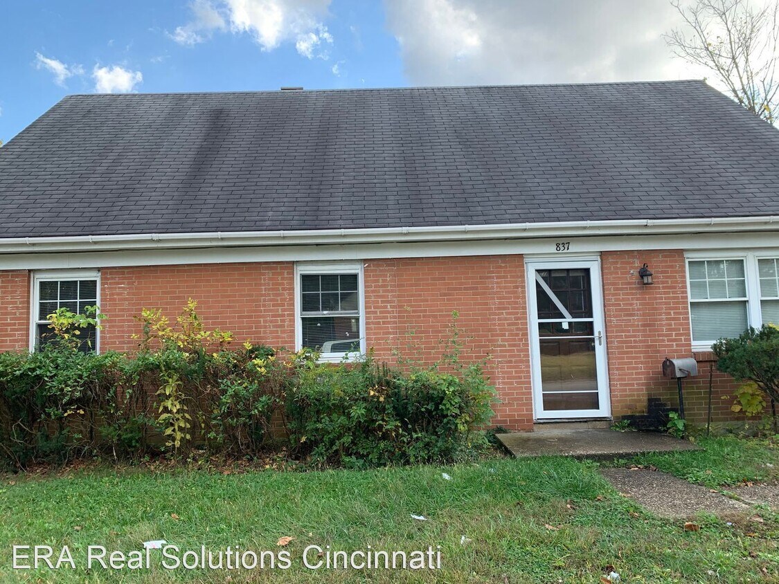 Foto principal - 5 br, 2 bath House - 837 West Galbraith Road