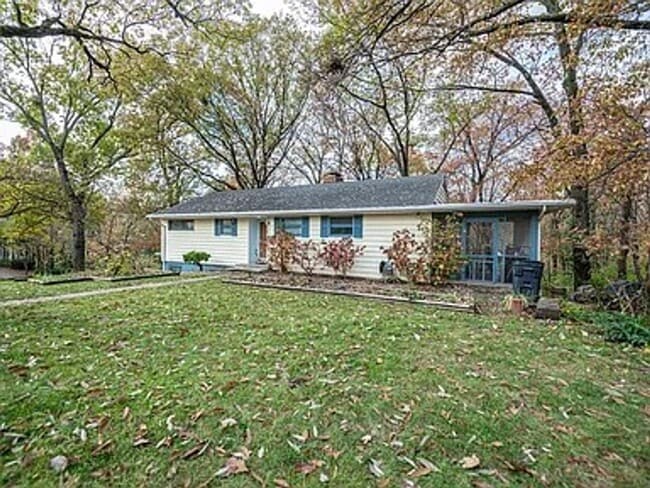Building Photo - Marvelous 4 Bed 2.5 Bath House In Quarry H...