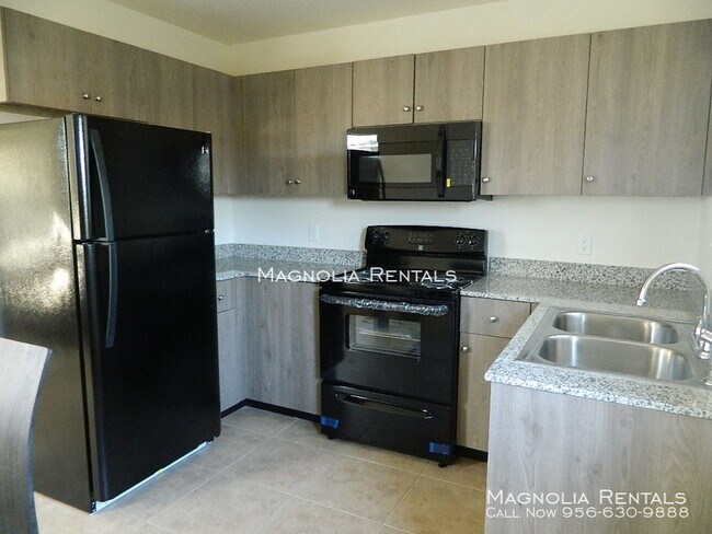 Foto del edificio - Tulipan Villas Apartments