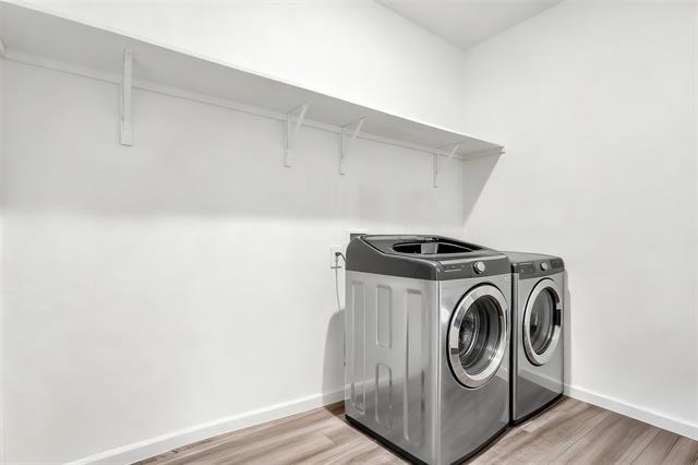 Foto del edificio - 404 Stone Creek Blvd