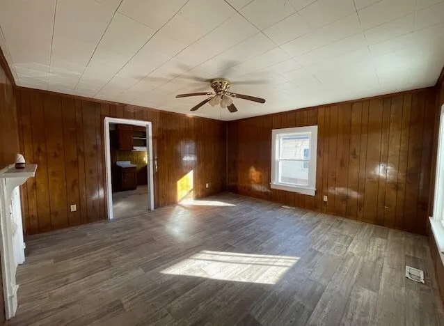 Building Photo - 212 D St