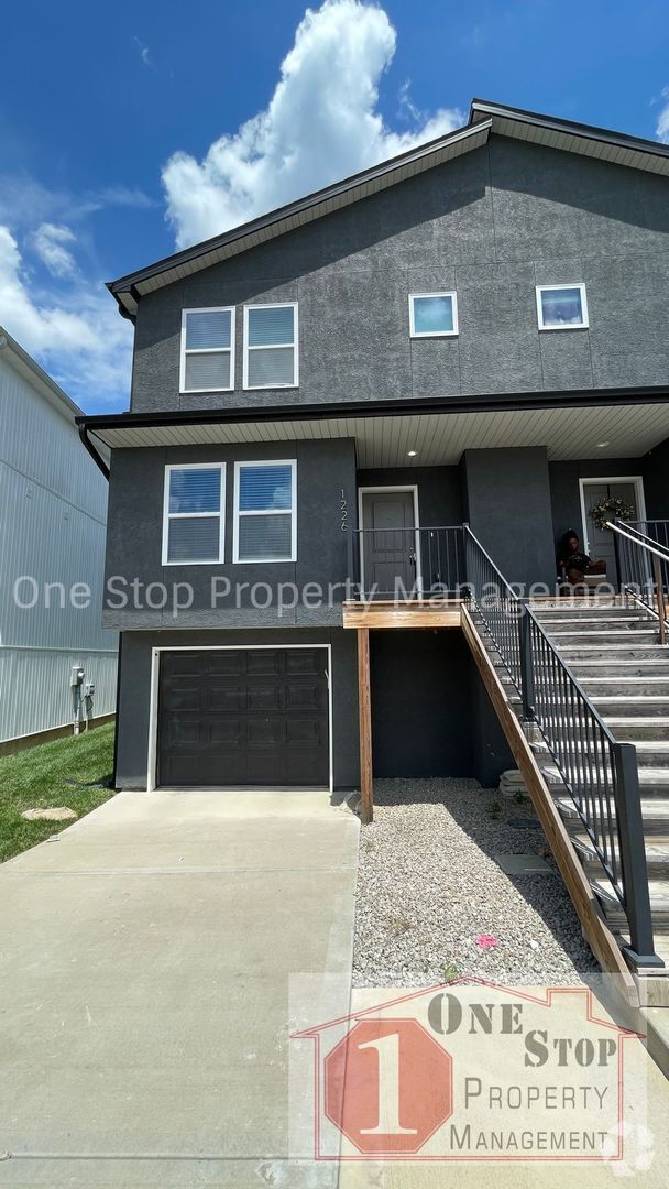 Building Photo - 1226 NW 77th St