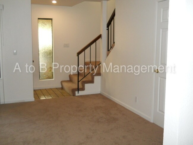 Building Photo - 4444 Del Valle Pky