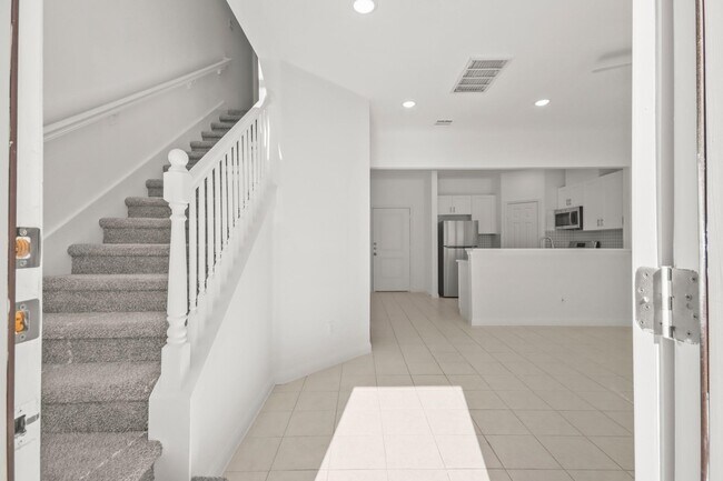 Foto del edificio - 8302 Tidwell Rd