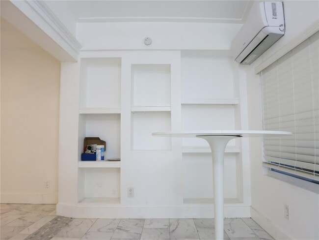 Foto del edificio - 8113 N Rome Ave