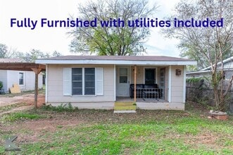 Building Photo - 818 Ballinger St