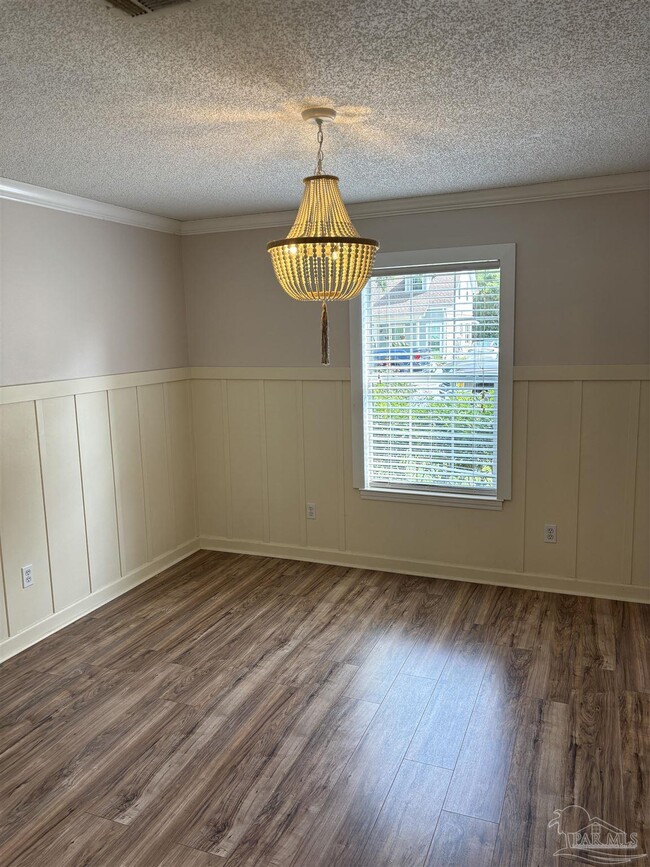 Building Photo - 3111 Leesburg Square
