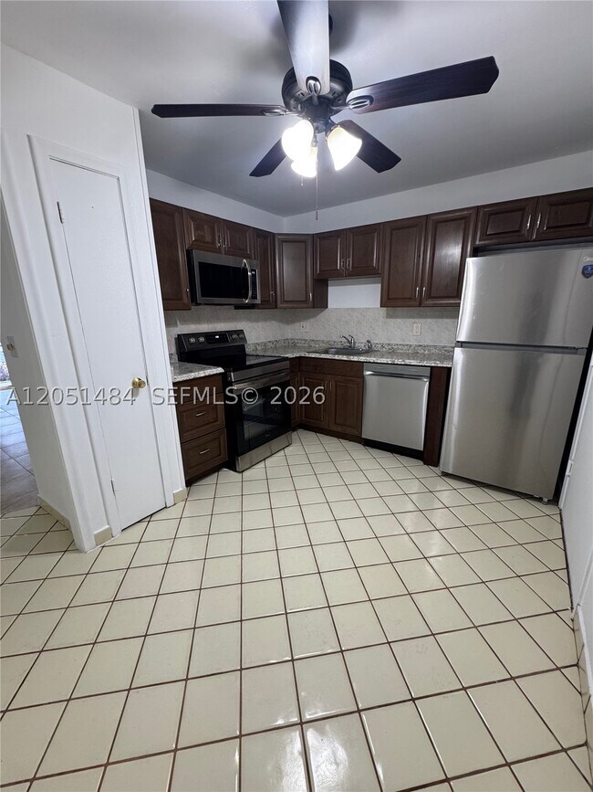 Foto del edificio - 2061 NW 47th Terrace