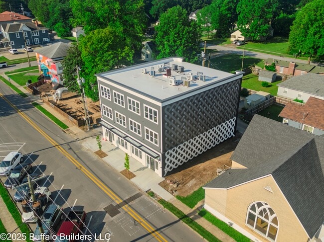 Building Photo - The Fitzgerald