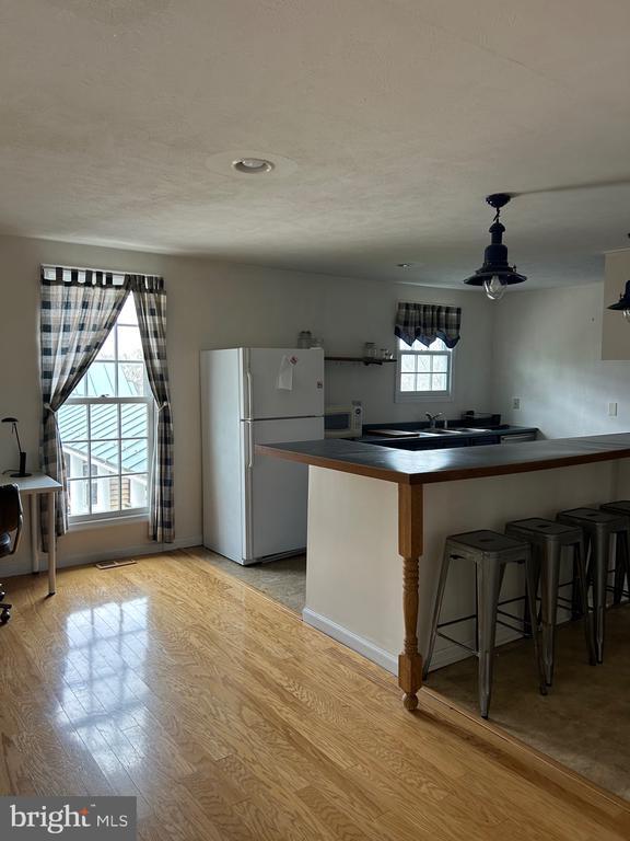 Foto del edificio - 348 Chestnut Grove Rd