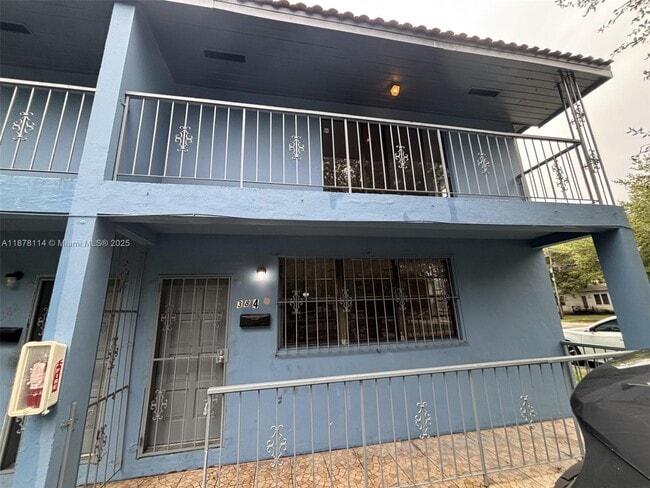 Foto del edificio - 384 NW 93rd St