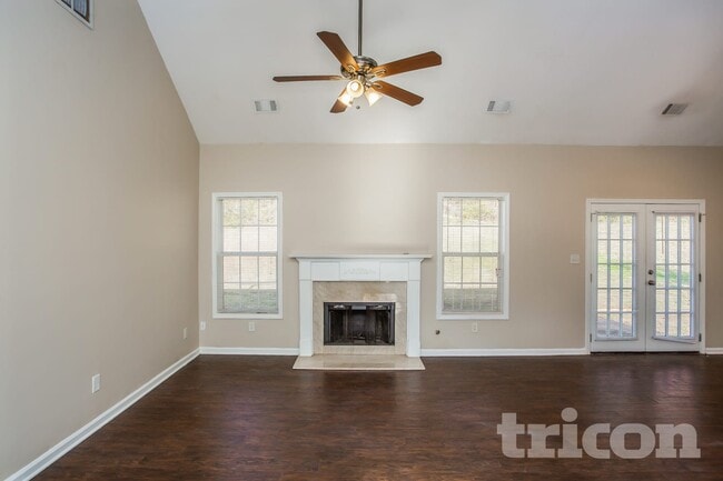 Foto del edificio - 4577 Garden City Dr