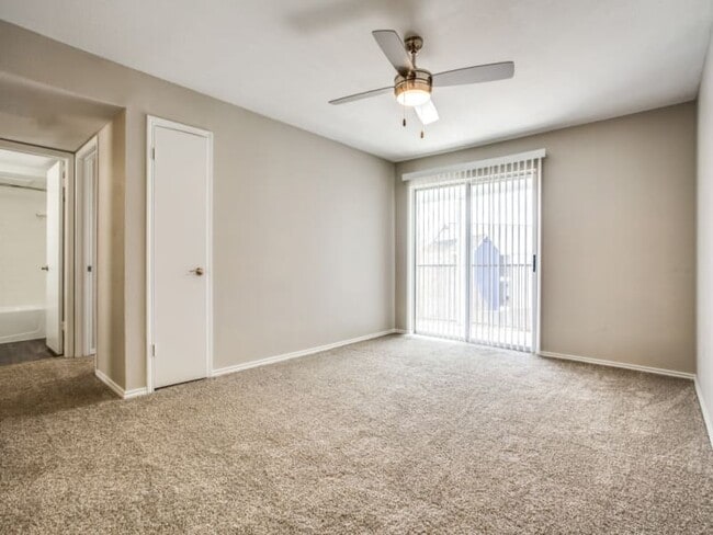 Building Photo - Elevate Apartments