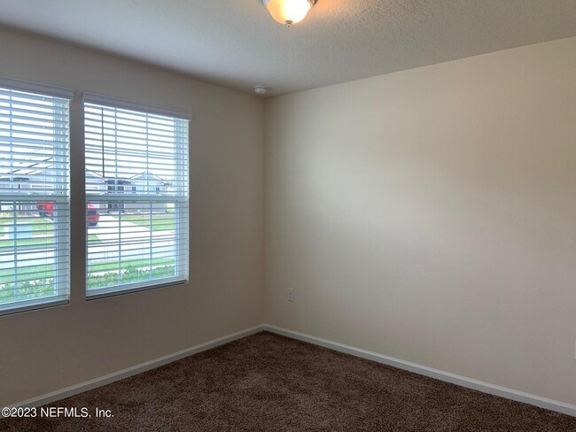 Building Photo - 1763 Eagle View Way
