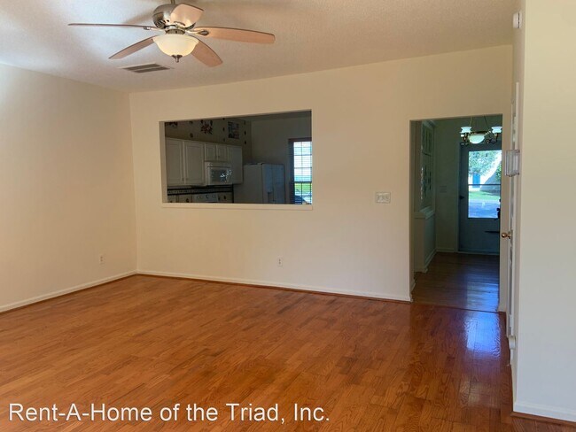 Foto del edificio - 3 br, 2.5 bath House - 3938 Elizabeth Glen...