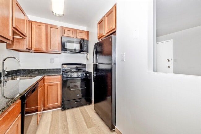 Interior Photo - The Apartments at Oak Hill