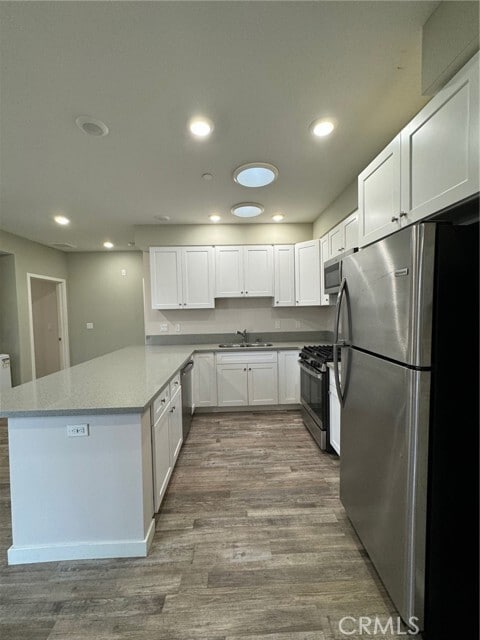 Building Photo - 621 Normandie Ave