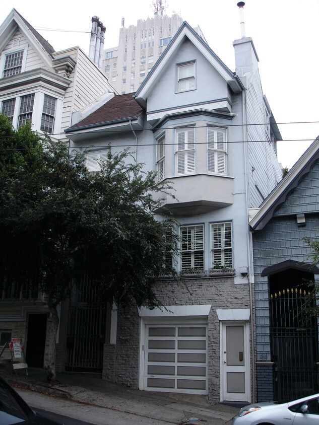 Primary Photo - 1264 Sacramento St