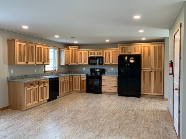 Foto del edificio - Gorgeous 3 bed, 2.5 bath single family hom...