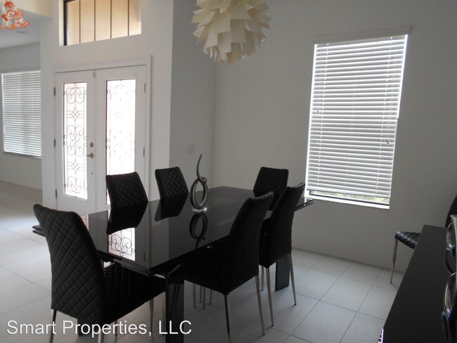 Foto del edificio - 5 br, 4 bath House - 3911 Sunset Lake Drive