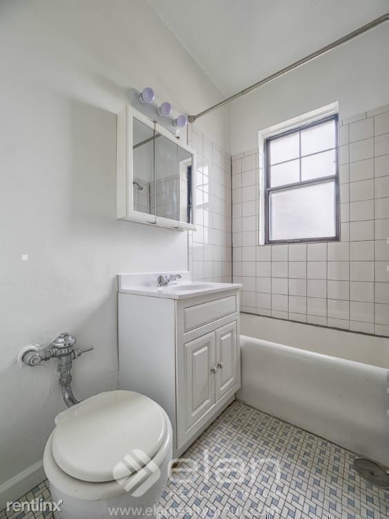 Foto del edificio - 4829 N Damen Ave
