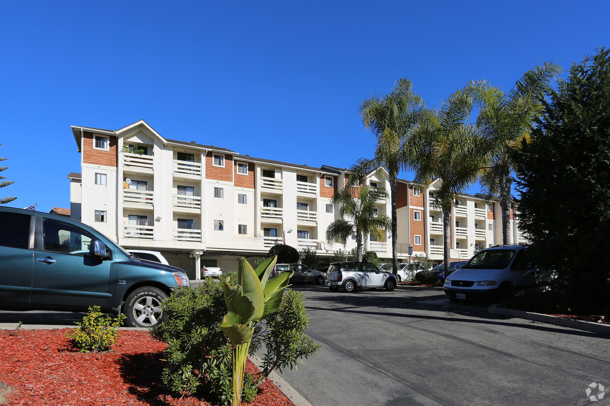 Laguna Apartments Encinitas