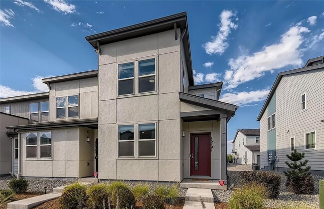 Photo - 16191 Warner Pl House