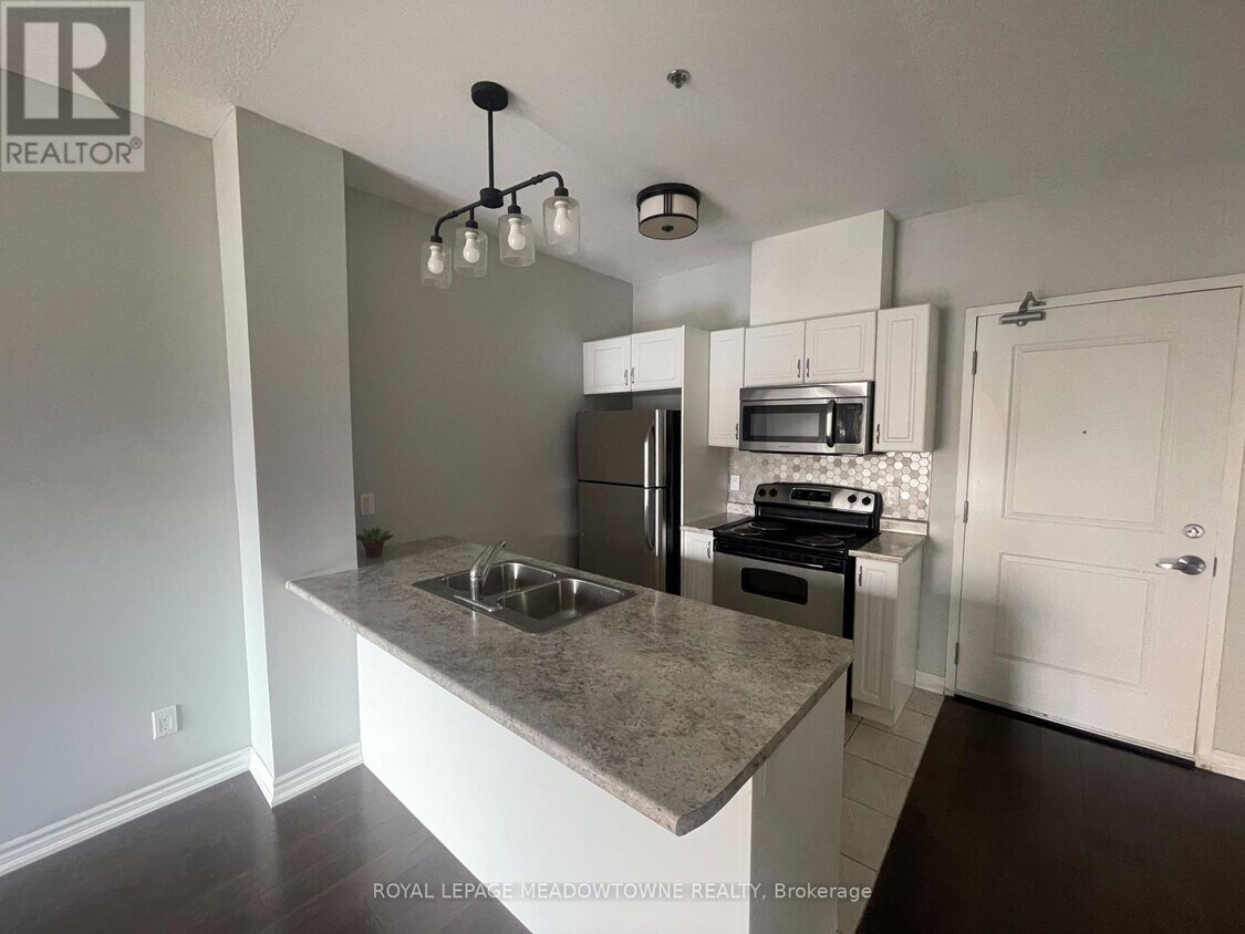 Primary Photo - 1370-1370 Costigan Rd