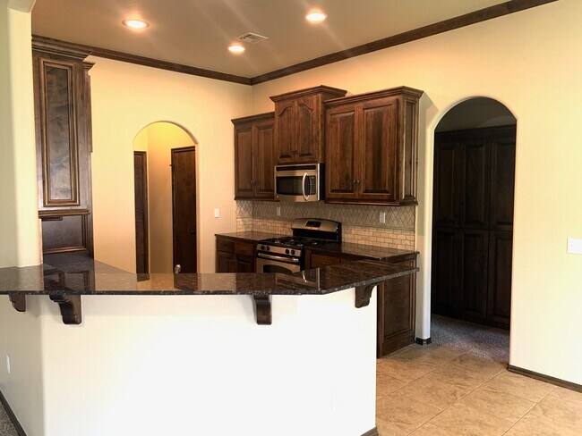 Foto del edificio - 3308 Sharon Dr