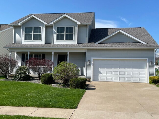 Foto del edificio - 4 bed 2.5 bath Large Beautiful Home For Re...