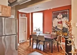 Foto del edificio - 2368 N Elston Ct