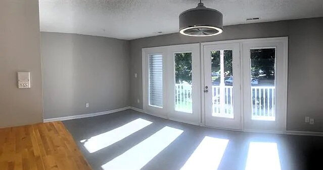 Foto del edificio - 1320 Park Glen Dr