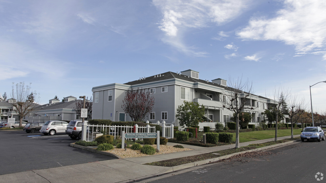 Foto principal - Vallejo Street Senior Apartments