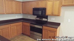 Building Photo - 7006 Hallie Spirit