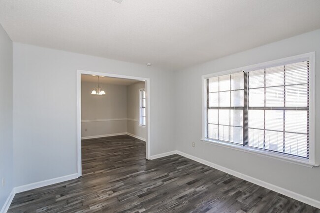 Building Photo - Cozy Three Bedroom in Hephzibah!