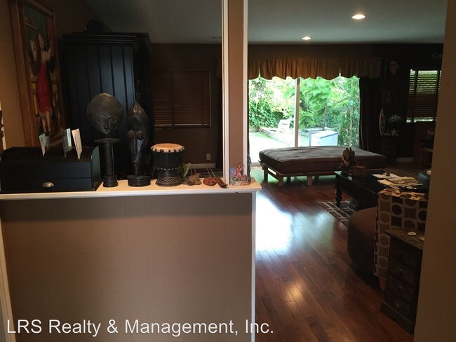 Building Photo - 21816 Arminta St