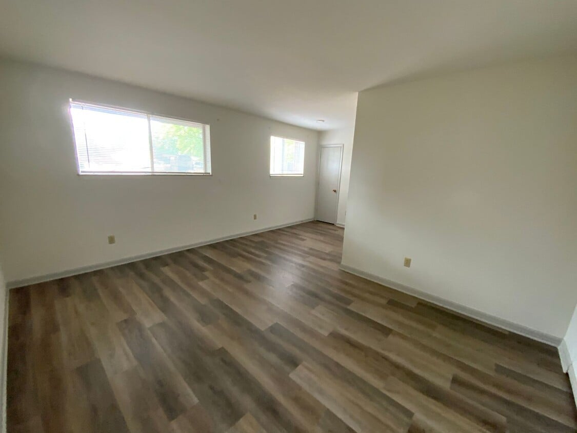 Primary Photo - Library Place Apartments