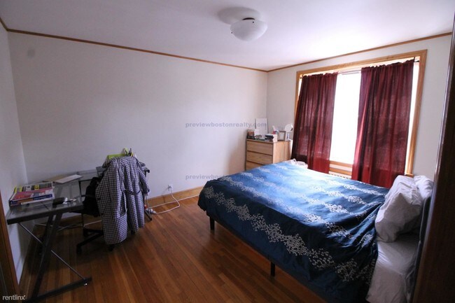 Foto del edificio - 84 Strathmore Rd